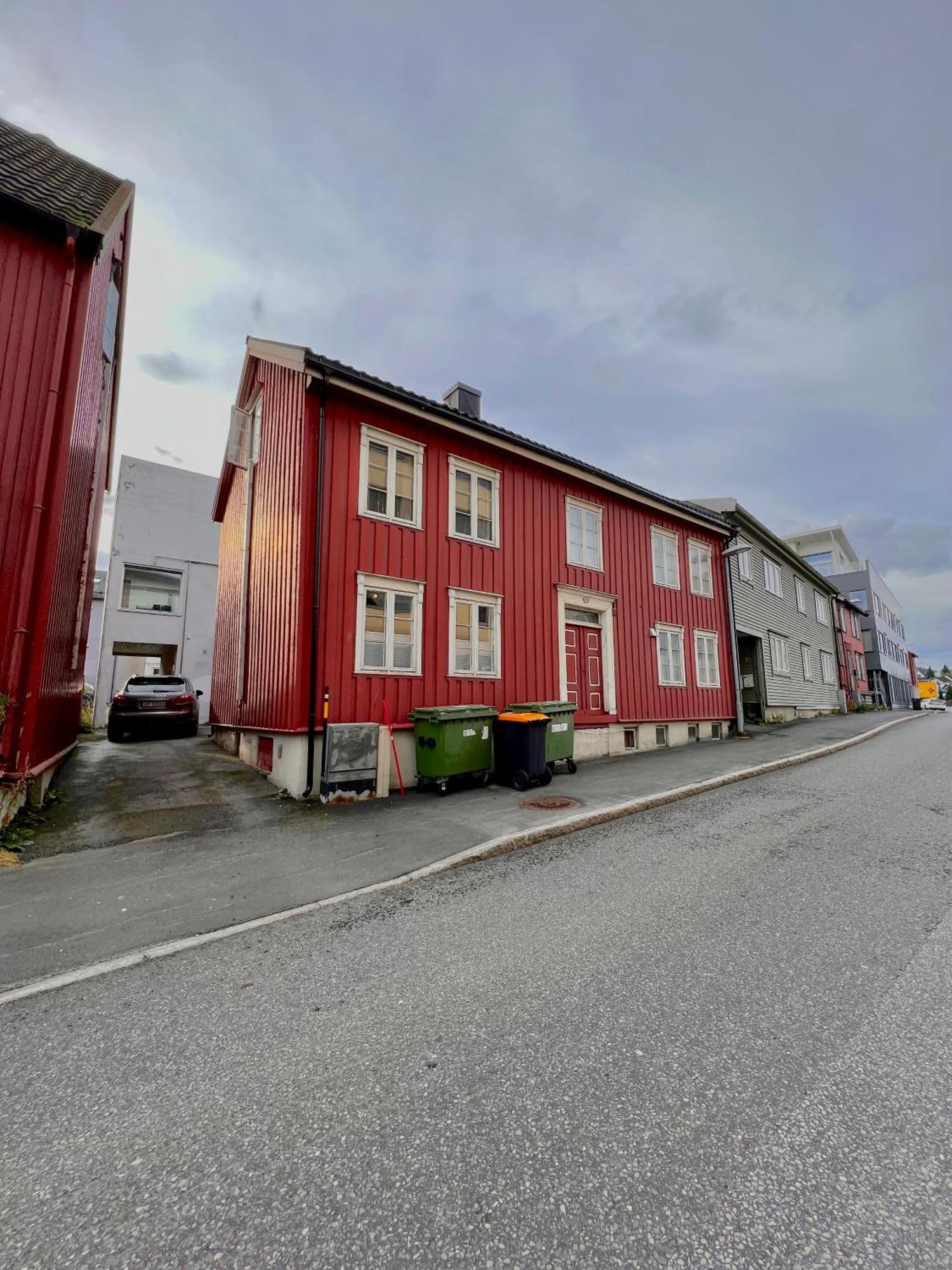 Arctic Homes - Red Polar House Tromso Bagian luar foto